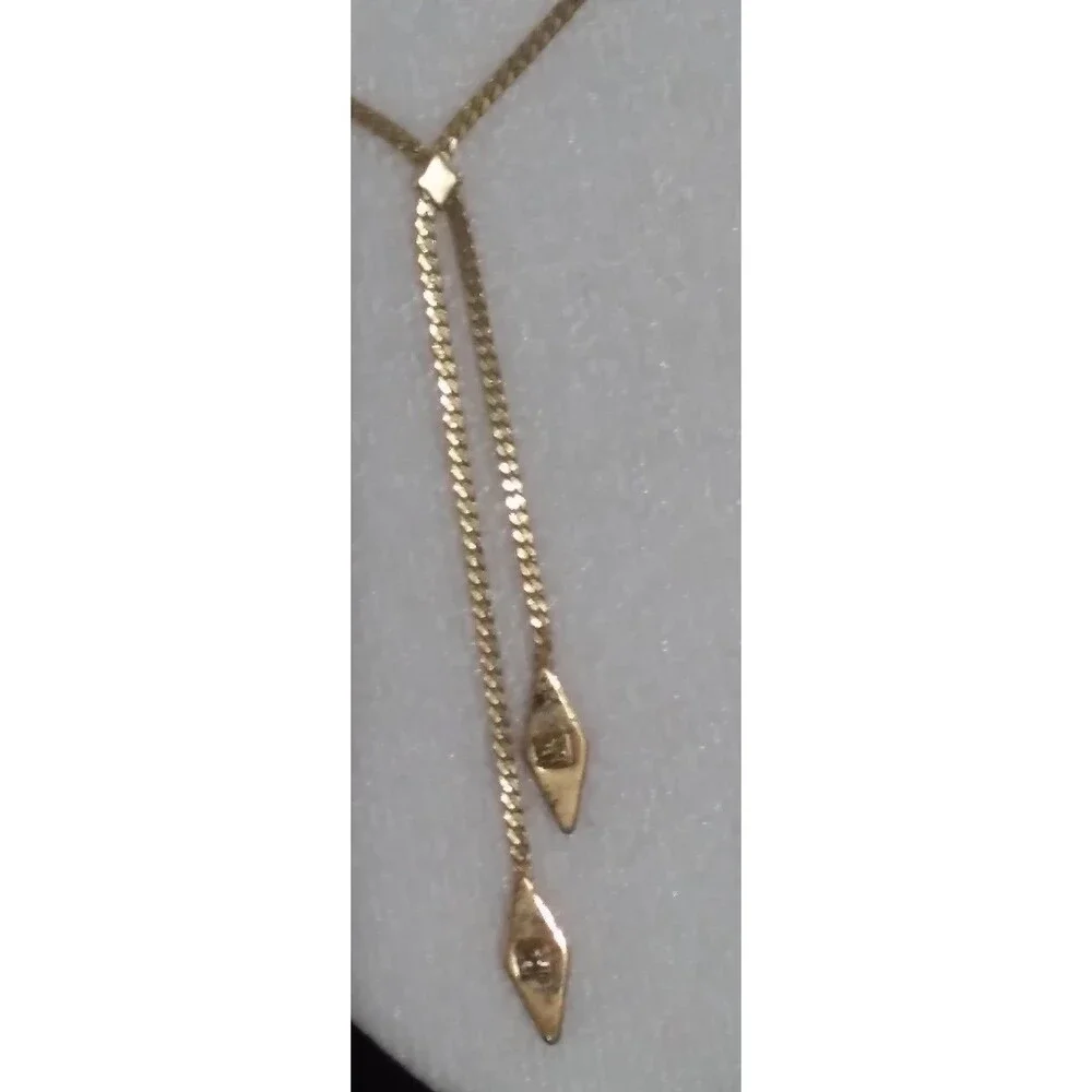 Vintage Avon Lot of 3 (2 Gold Toned Necklaces and a Bracelet)